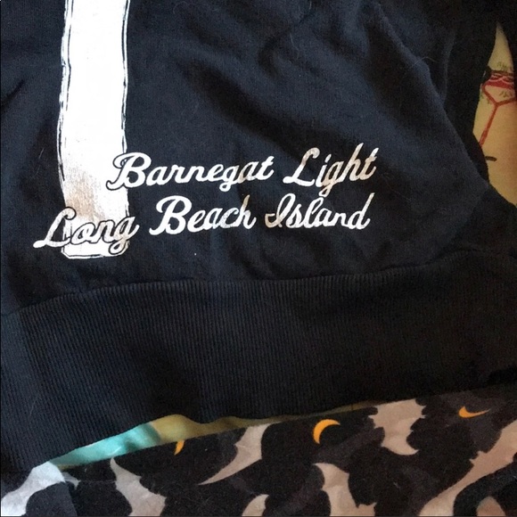 LONG BEACH ISLAND CREWNECK - Picture 2 of 3